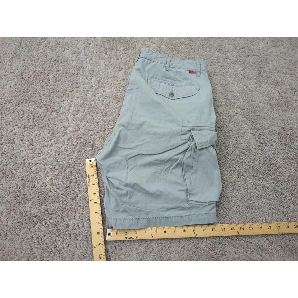 Levi's Strauss Cargo Shorts Mens 36 Gray Inseam: 7.5